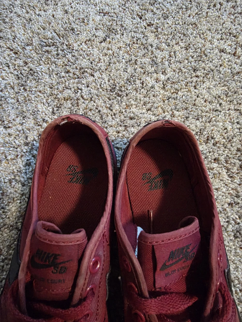 Nike Men's SB Blazer Burgundy Canvas Skate Sneakers with Black Swoosh
